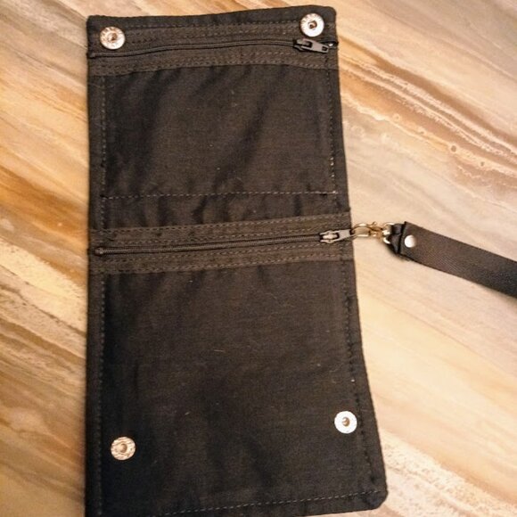 New Clutch Wristlet Wallet Abstract Clouds Gray Black Snap Trifold Zippy Pouch - Picture 3 of 5